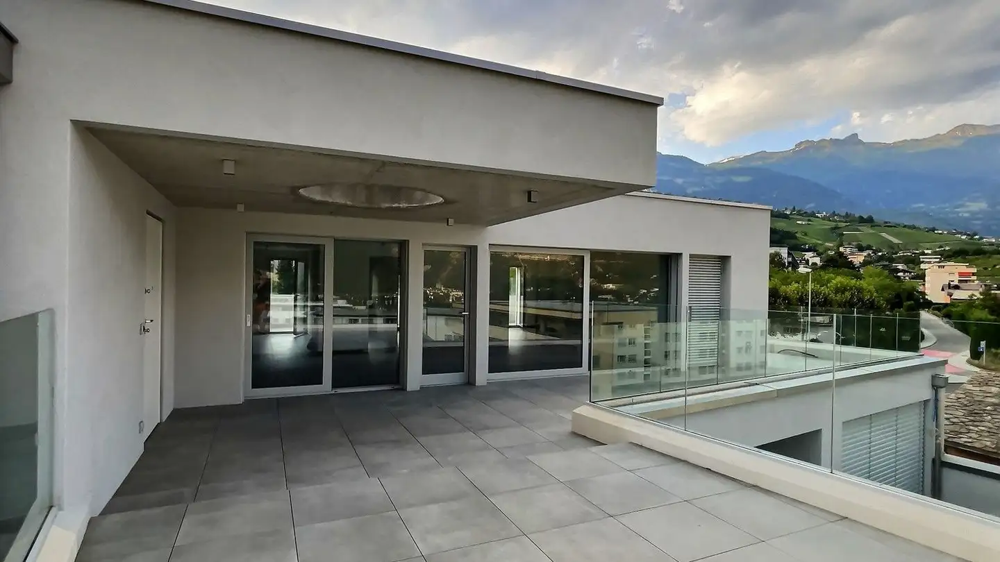 Apartment for rent - Rue Saint-Georges 39, 3960 Sierre - Photo 2
