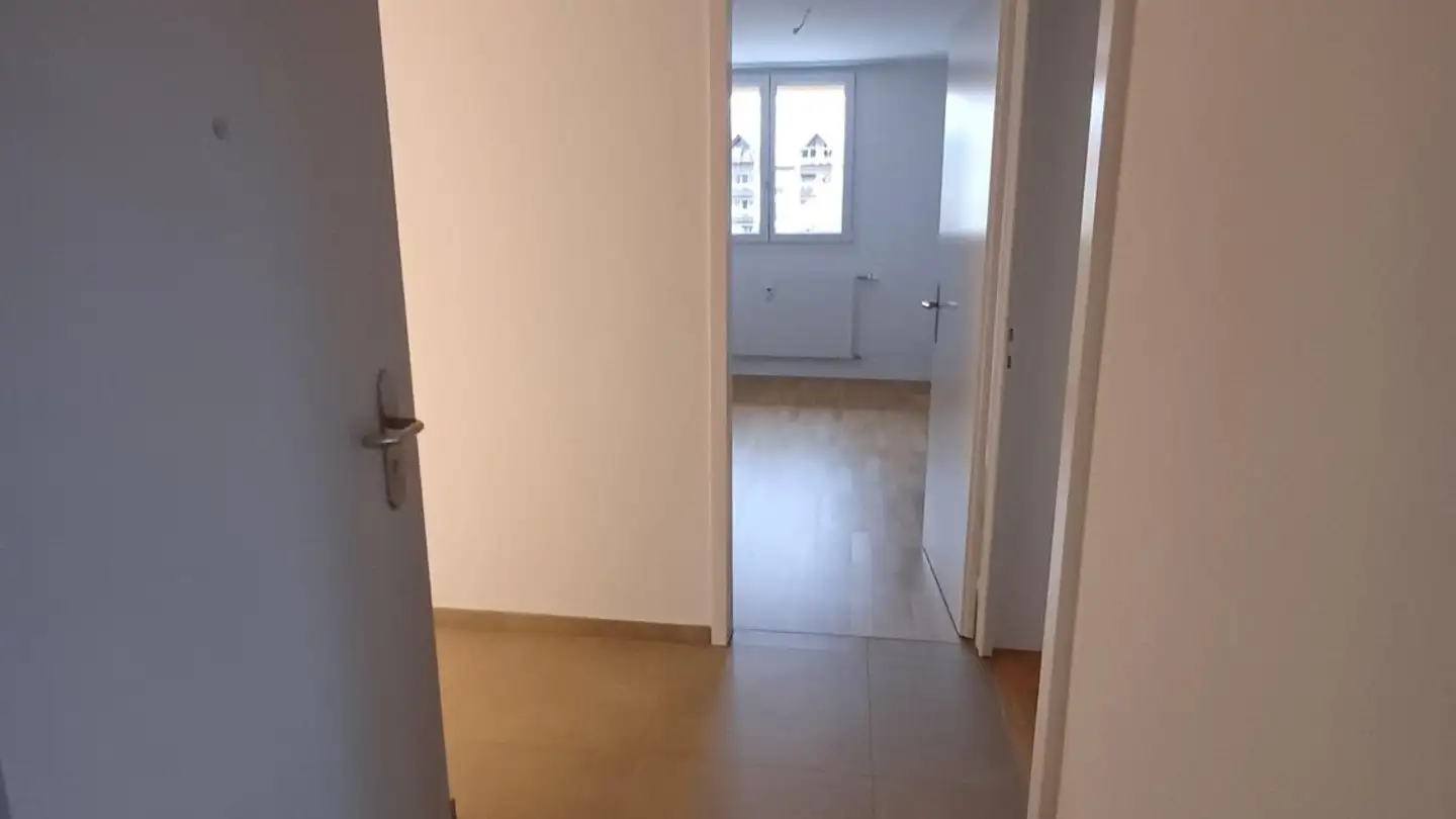 Wohnung mieten - Neufeldstrasse 11, 3604 Thun - Foto 2