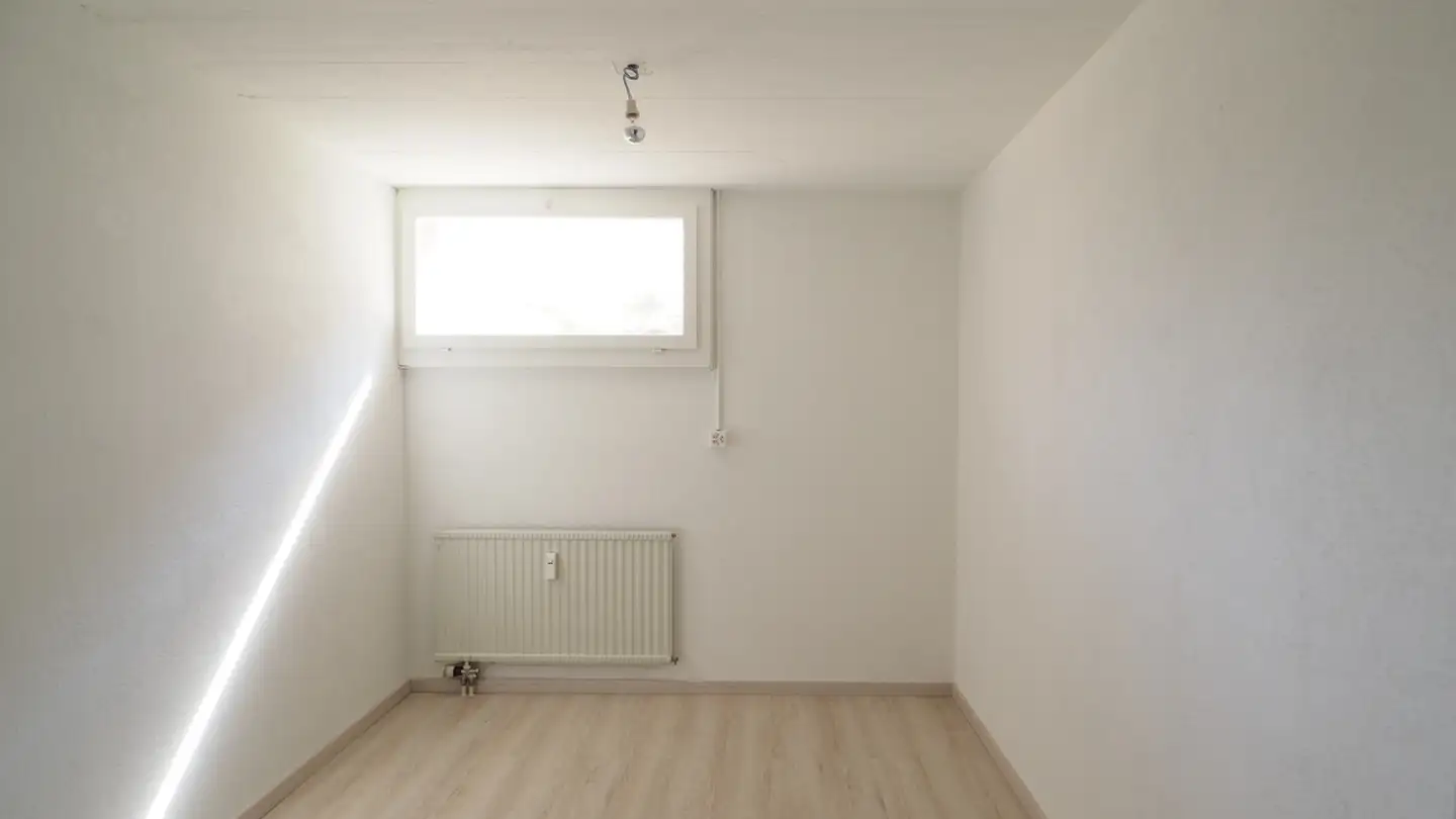 Bürofläche mieten - Neueneichweg 22, 4153 Reinach BL