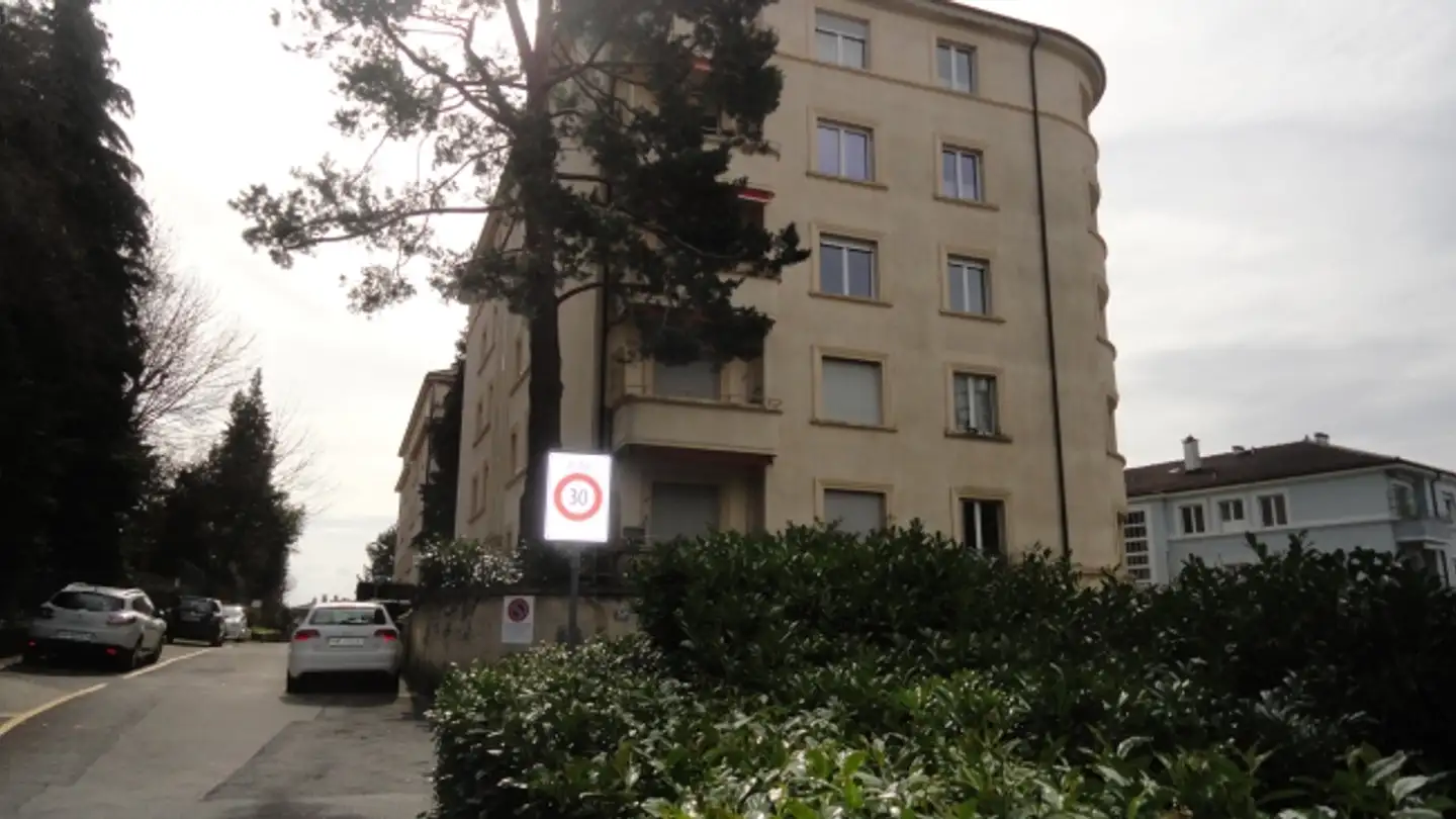 Parkplatz im Freien mieten - Avenue Du Tribunal-Fédéral 38, 1005 Lausanne