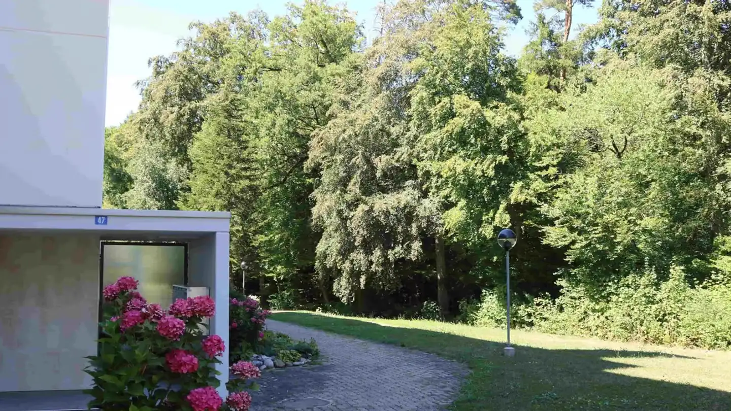 Terrassenwohnung mieten - Bodenacherstrasse 47, 8121 Benglen