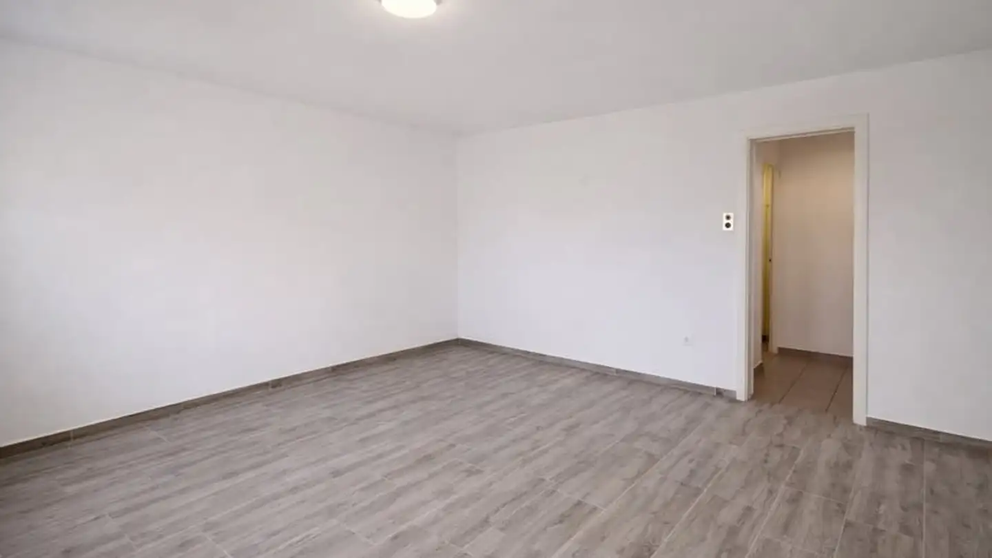 Appartamento in affitto - Rue Du Crêt 1, 2300 La Chaux-de-Fonds - Foto 2