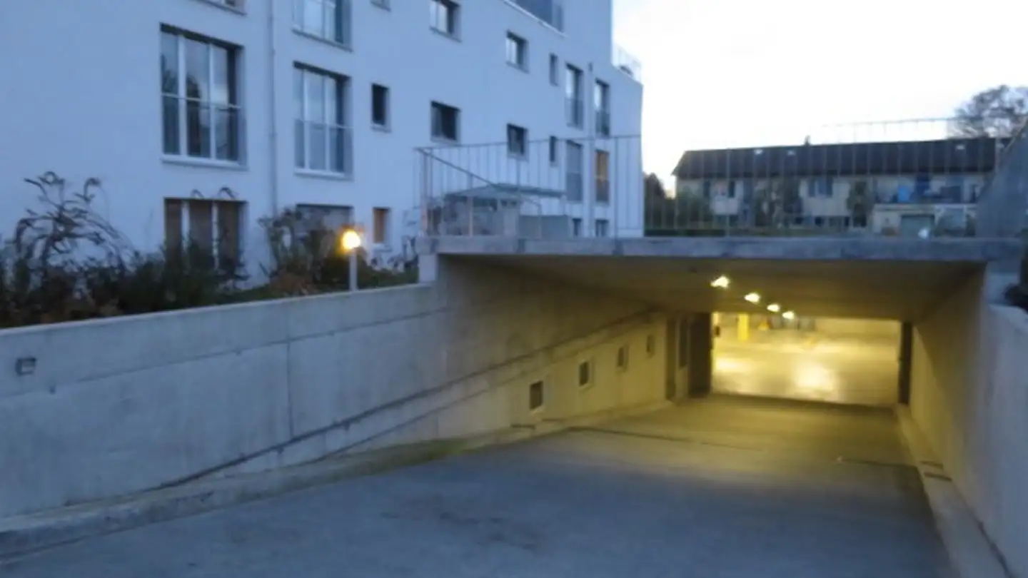 Garage individuel à louer - Schlossackerstrasse 48, 8404 Winterthur