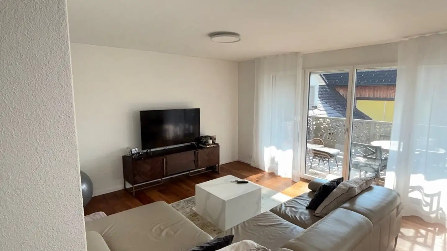 Appartement à louer - Huswiesstrasse 19, 8608 Bubikon - Photo 3