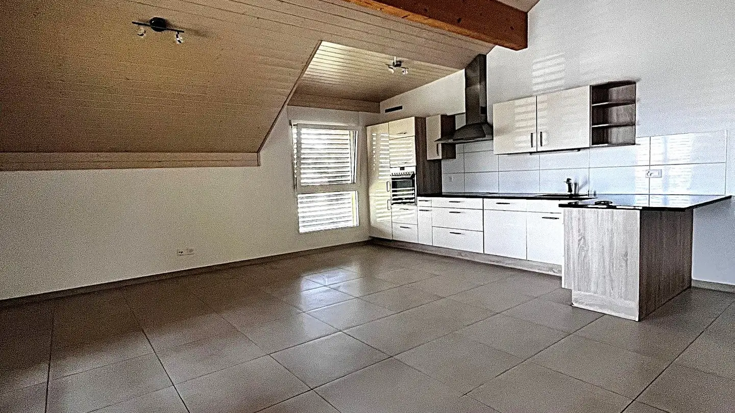 Attic flat for rent - Impasse Des Perdrix 18, 1563 Dompierre FR