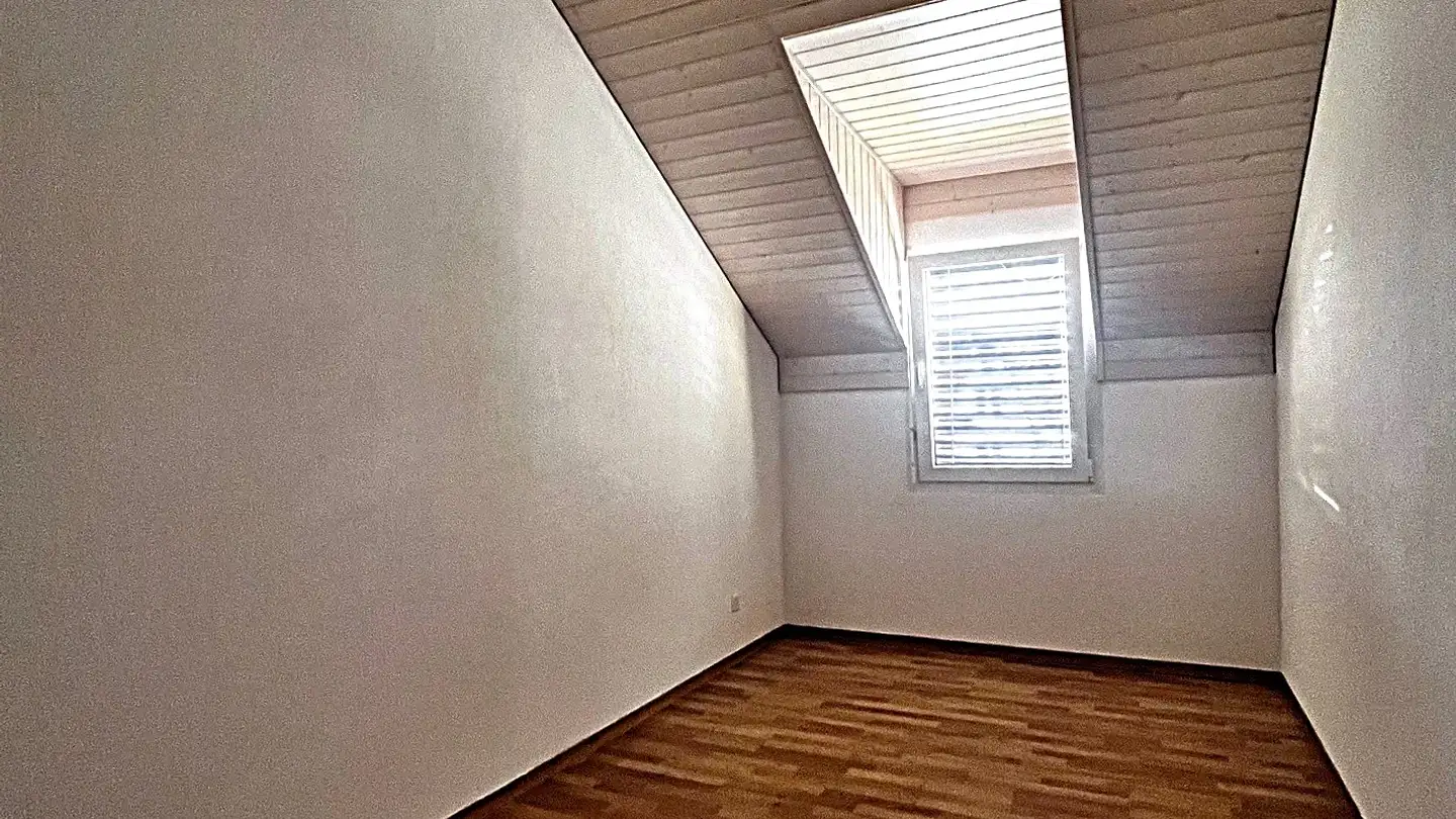 Attic flat for rent - Impasse Des Perdrix 18, 1563 Dompierre FR - Photo 4