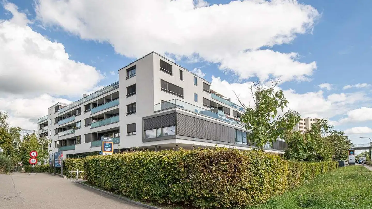 Edificio ad uso misto in affitto - Ueberlandstrasse 441, 8051 Zürich - Foto 2