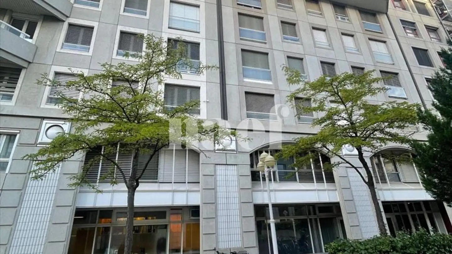 Place de parking couverte à louer - Rue De Saint-Jean 26, 1203 Genève