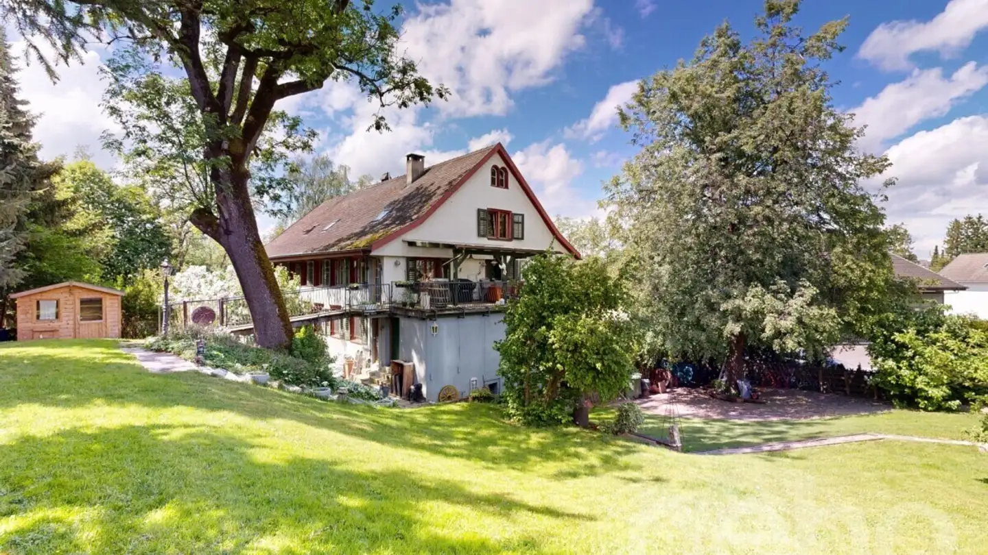 Row house for sale - 8580 Amriswil
