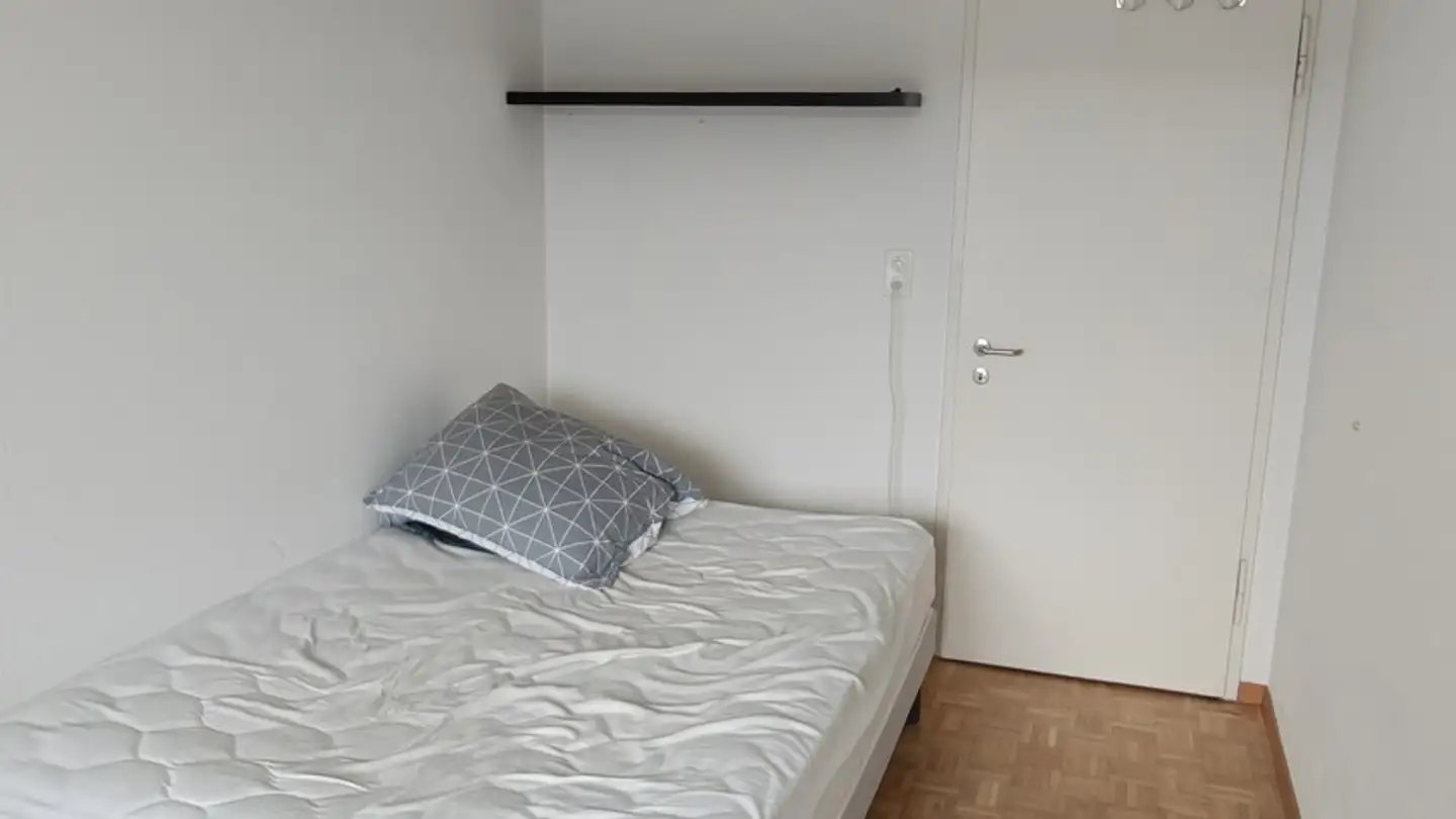 Single room for rent - Quai Du Haut / Oberer Quai 36, 2503 Biel/Bienne