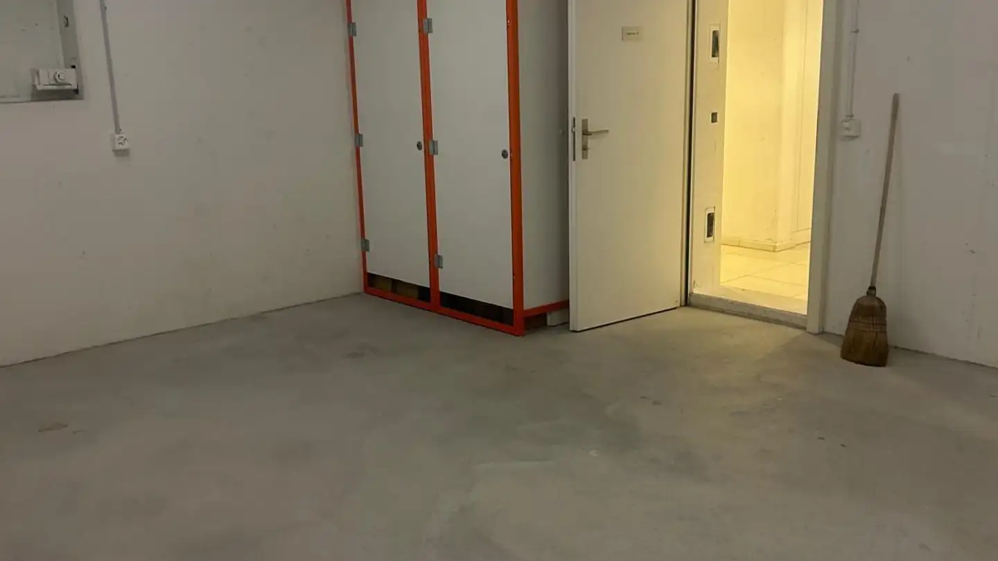 Hobbyraum mieten - Neukirchhofweg 6, 8180 Bülach