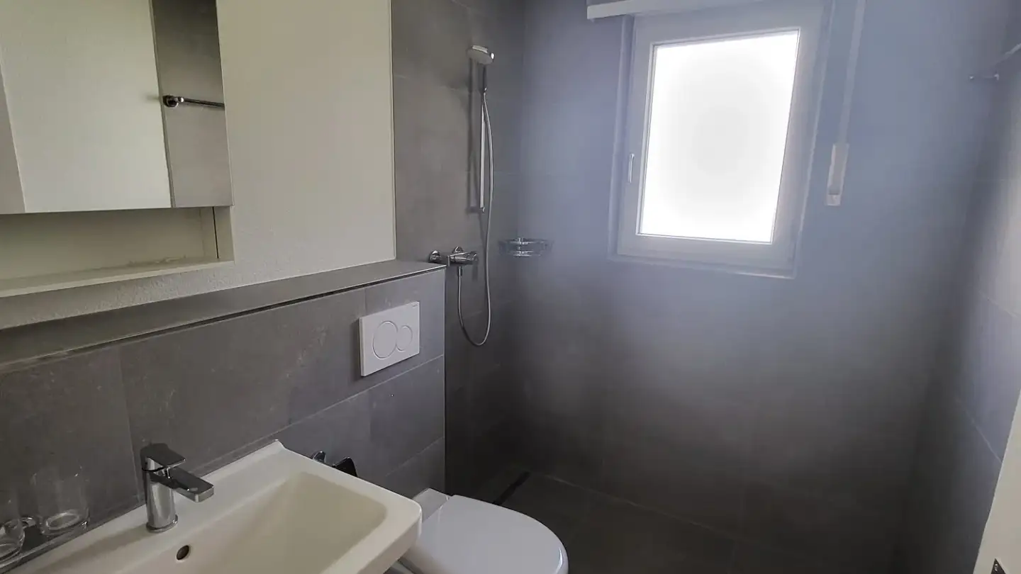 Apartment for rent - Holzmätteliweg 2, 3626 Hünibach - Photo 2