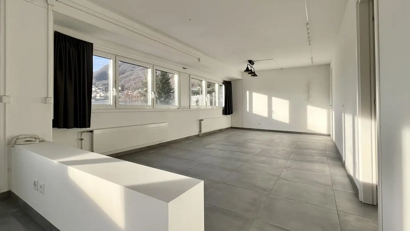 Apartment for rent - 6930 Bedano - Photo 4