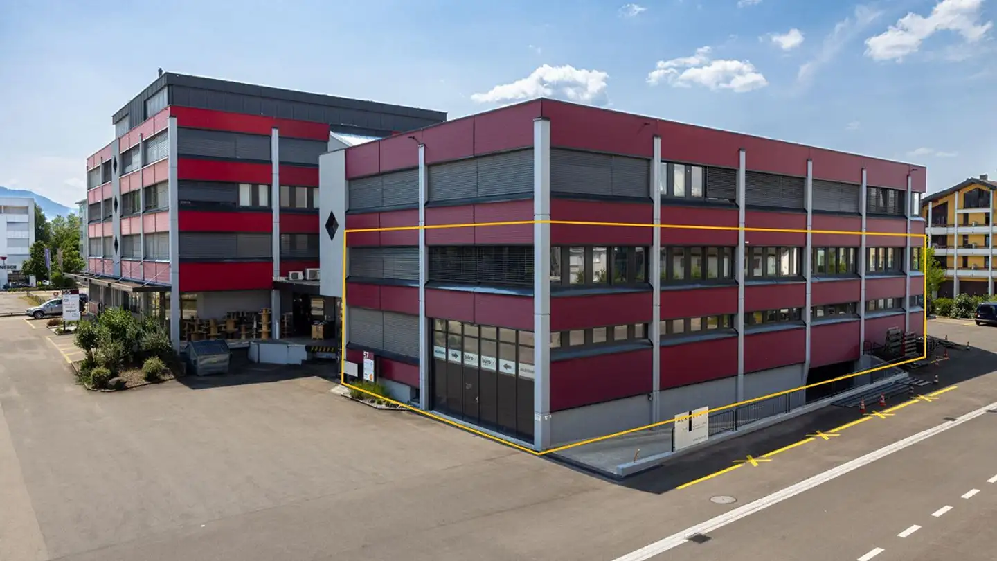 Commercial à louer - Industriestrasse 57, 6300 Zug