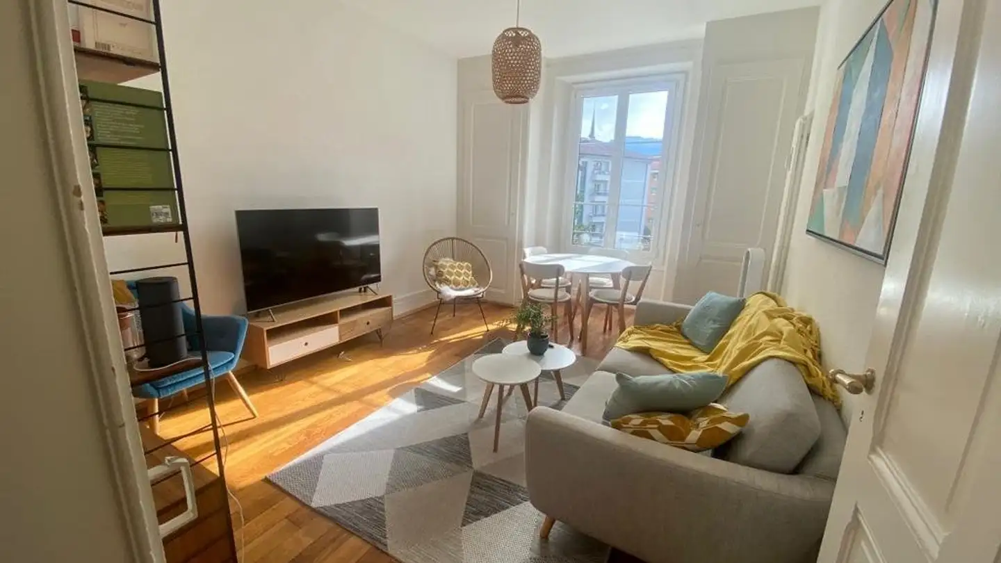 Apartment for rent - Rue de la Byronne, 1800 Vevey - Photo 2