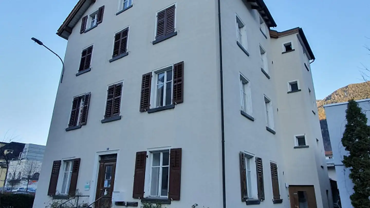 Place de parking extérieure à louer - Grünbergstrasse 1, 7000 Chur