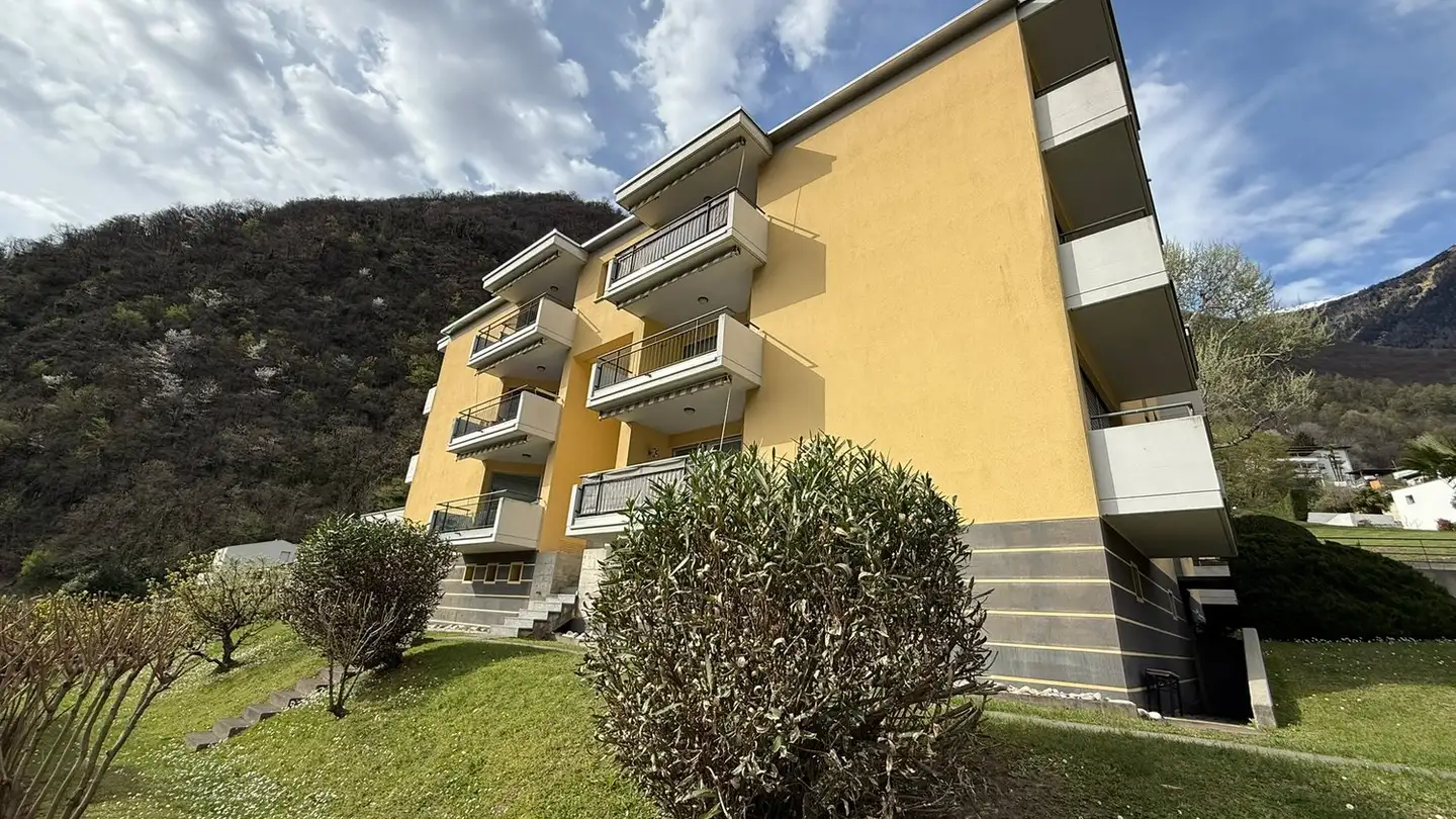 Appartement à louer - Via Rampighetta 1, 6533 Lumino