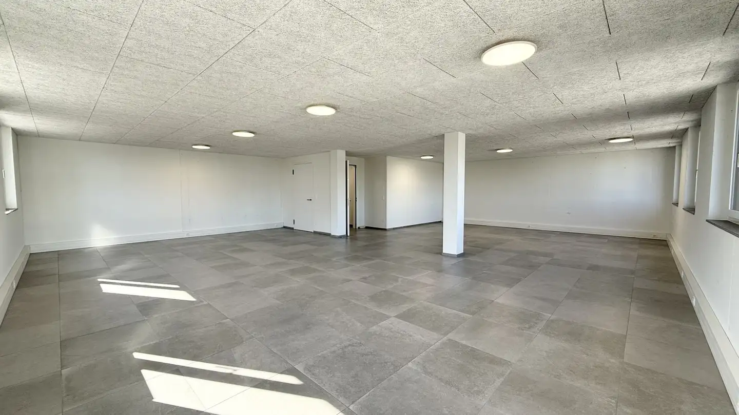 Bürofläche mieten - Guschastrasse 87, 9475 Sevelen - Foto 2