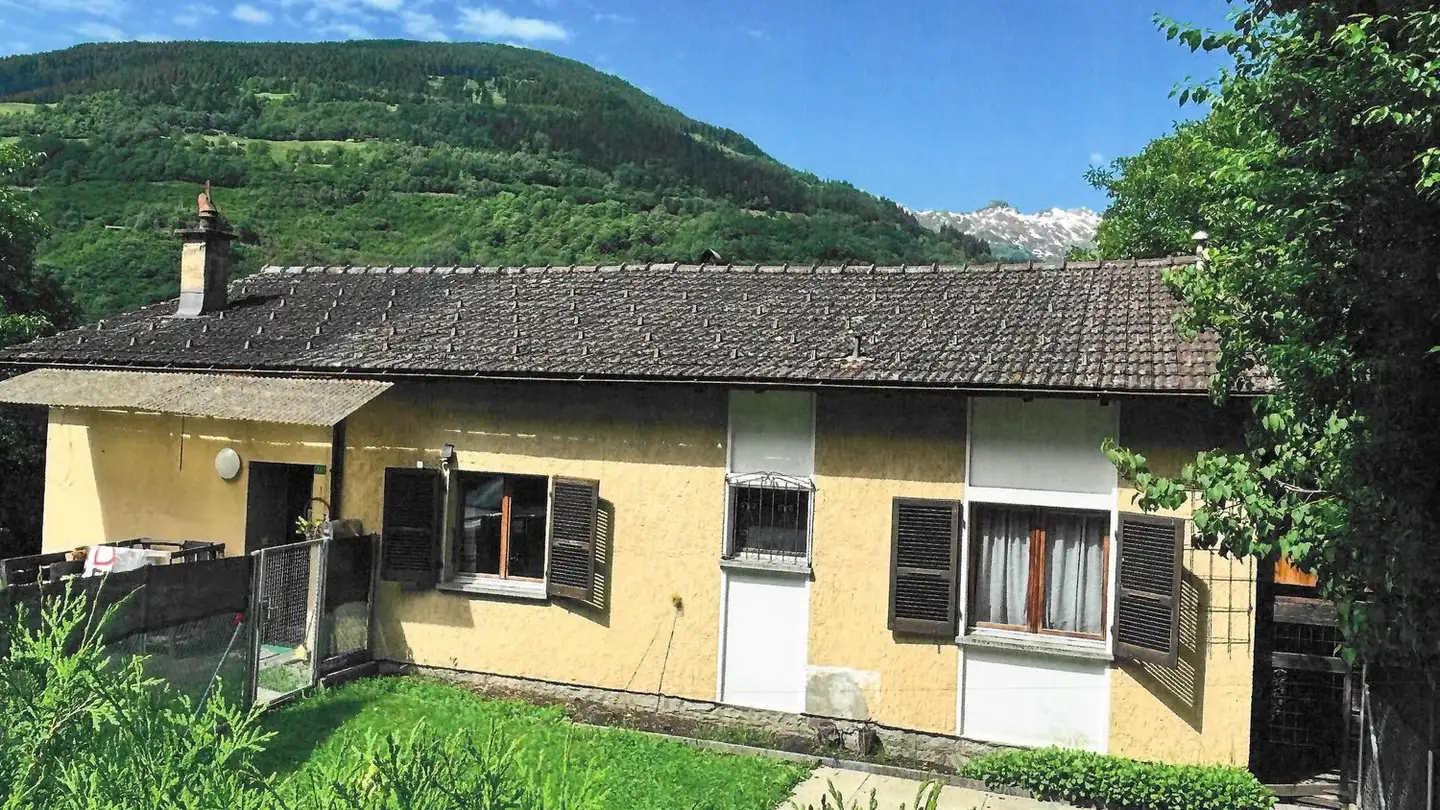 Einfamilienhaus kaufen - 6718 Olivone