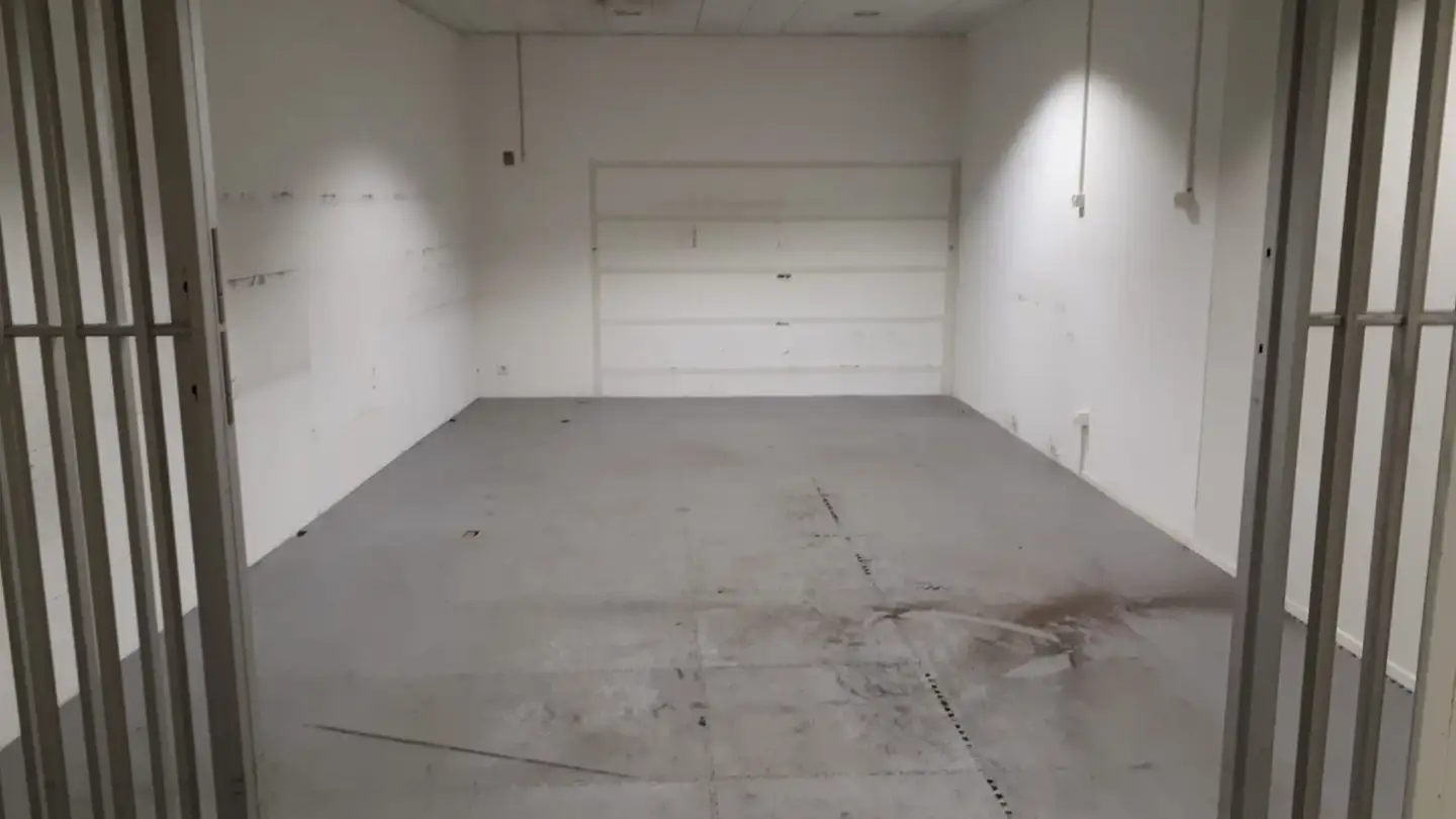 Spazio di archiviazione in affitto - Piazza Col. C. Bernasconi 5, 6830 Chiasso - Foto 4