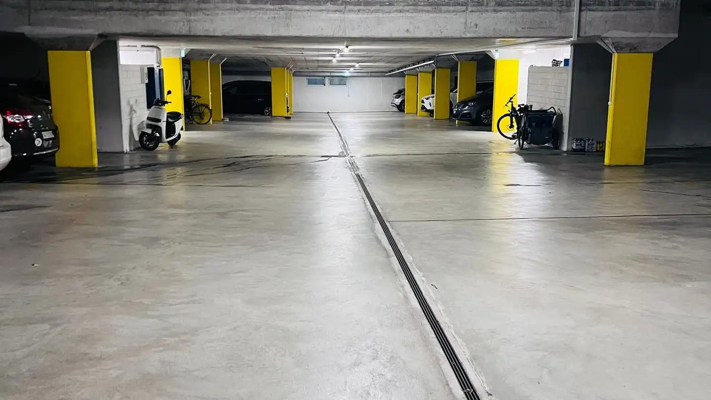 Underground parking space for rent - Birchstrasse 13, 5406 Rütihof - Photo 2