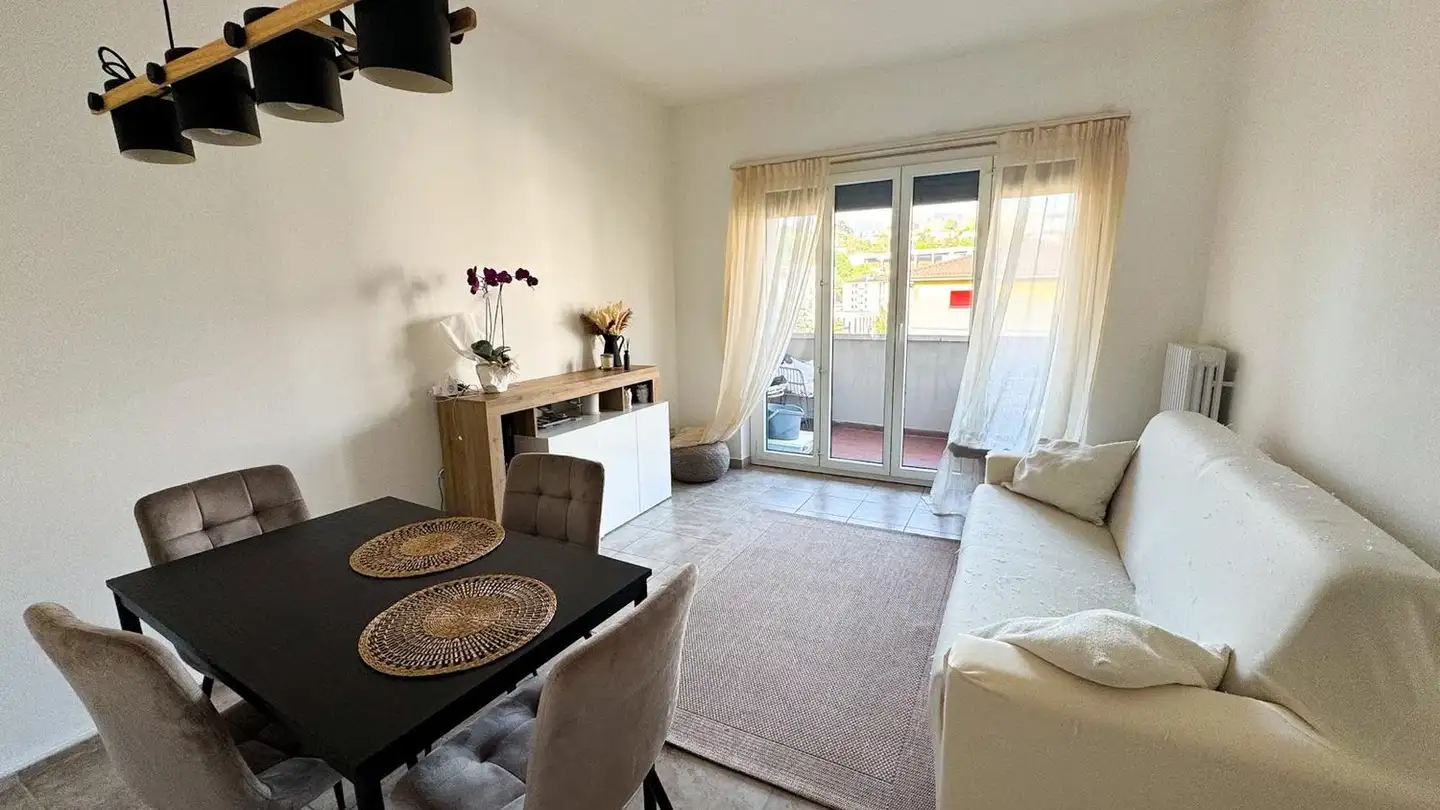 Appartement à louer - Via Carlo Maderno 6a, 6830 Chiasso