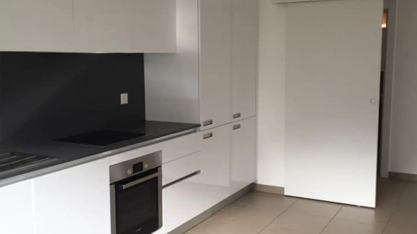 Appartement à louer - Viale C. Olgiati 20, 6512 Giubiasco