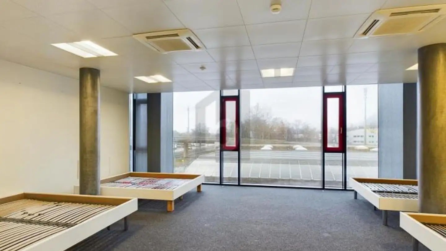 Office space for rent - 7013 Domat/Ems - Photo 4