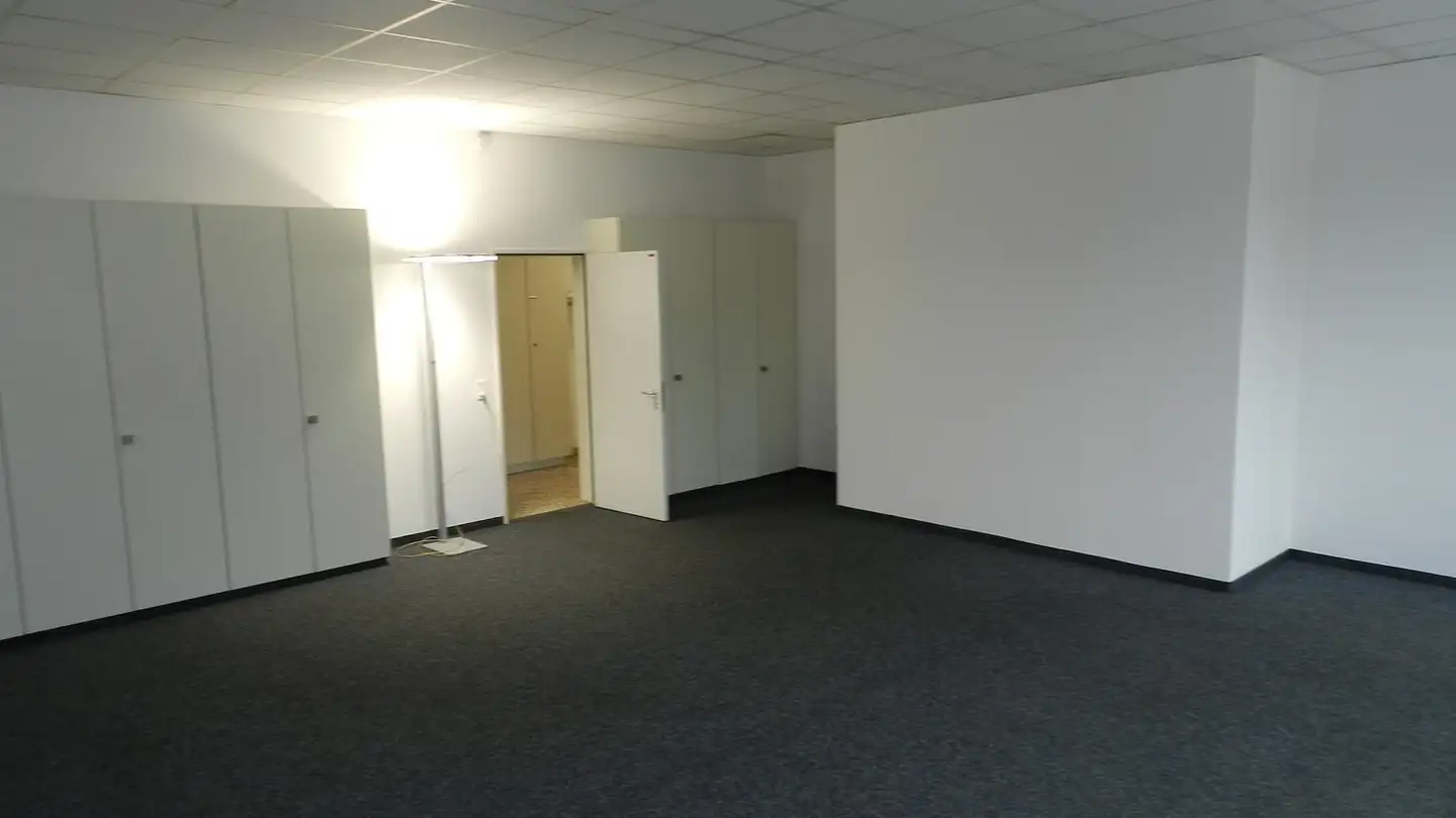 Office space for rent - Limmatstrasse 2, 8957 Spreitenbach - Photo 2