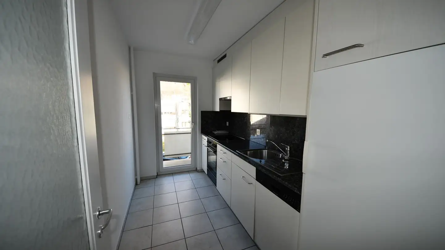 Apartment for rent - Kreuzwiesen 22, 8051 Zürich
