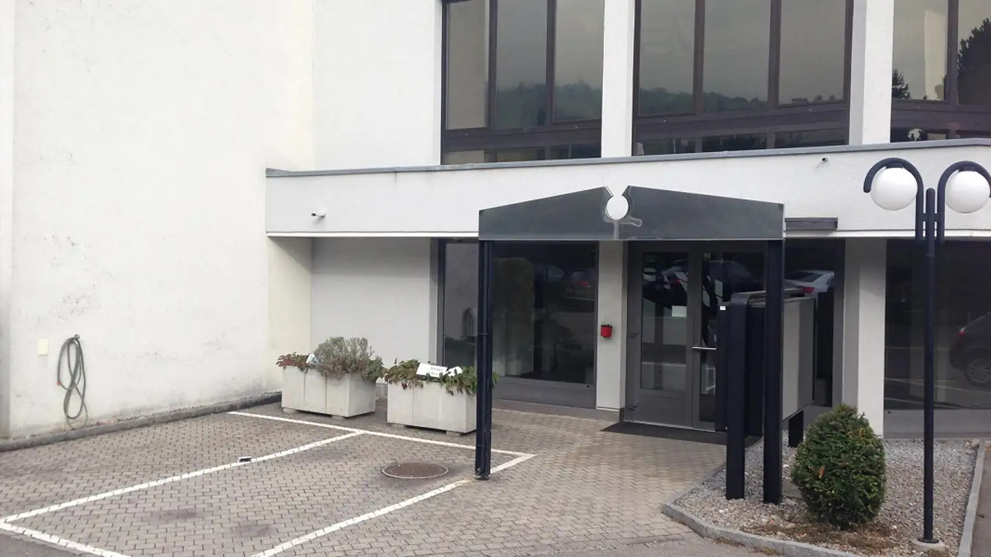Office space for rent - Neuheimstrasse 36, 8853 Lachen SZ - Photo 3