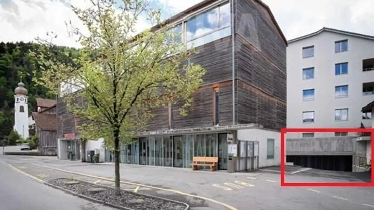 Tiefgaragenstellplatz mieten - Hintergasse 5, 7204 Untervaz