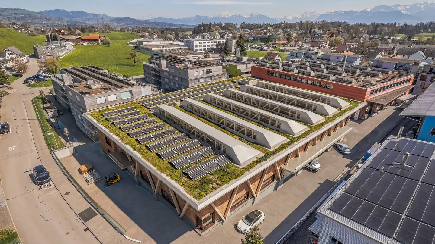 Gewerbe mieten - Lochrütistrasse 12, 8633 Wolfhausen - Foto 3