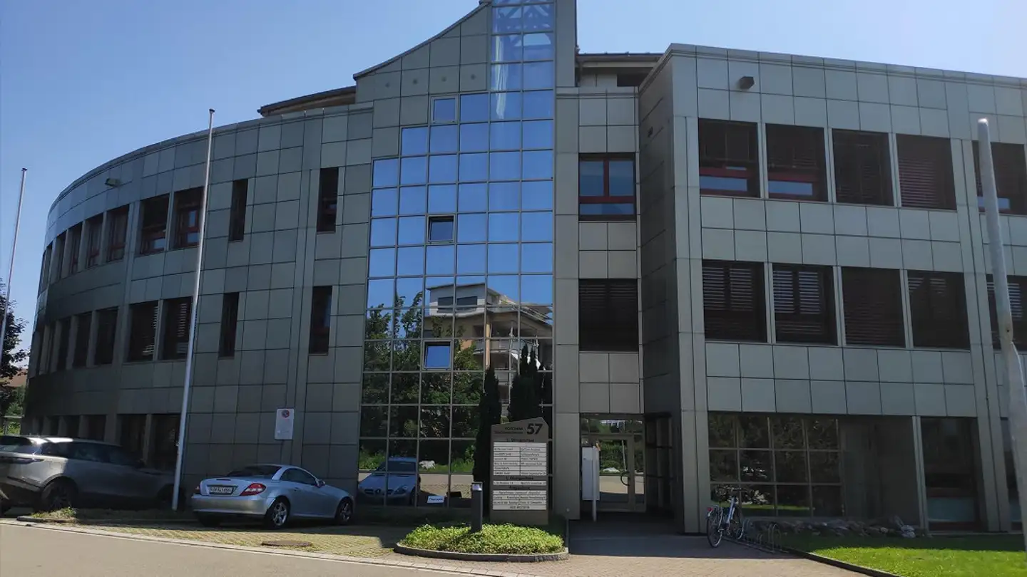 Studio medico in affitto - Stationsstrasse 57, 8606 Nänikon