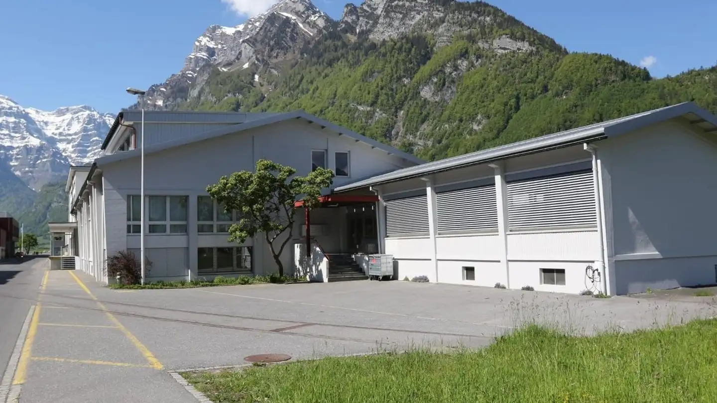 Bureau à louer - Tschachenstrasse 16, 8752 Näfels
