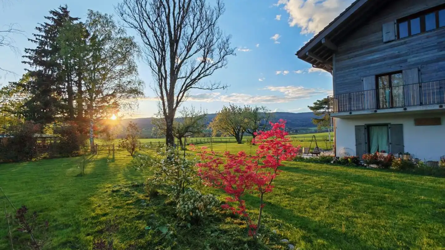 Single house for sale - 1268 Burtigny