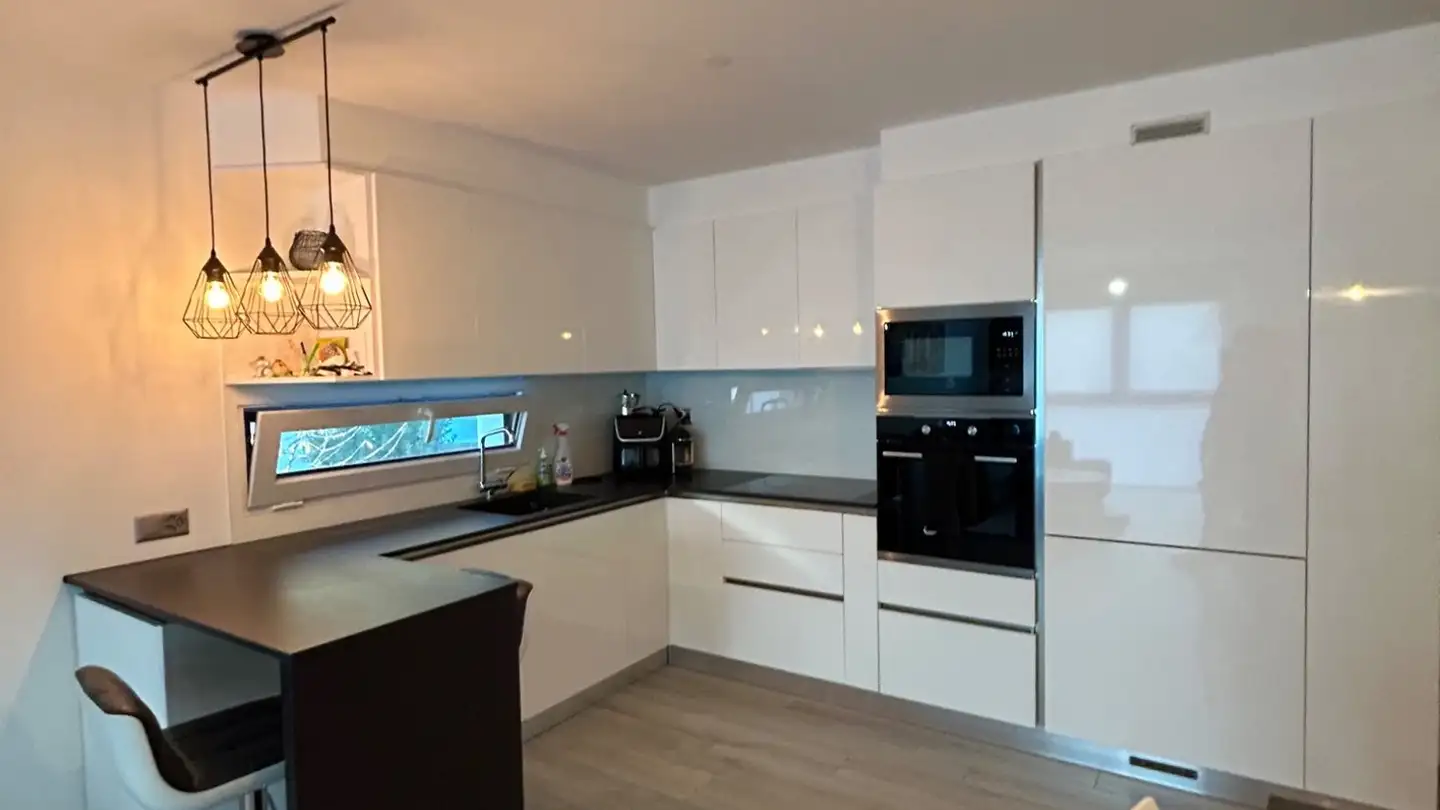 Wohnung mieten - Via Della Chiesa 2, 6532 Castione - Foto 2