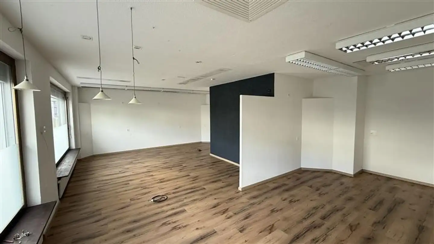 Commercial à louer - Via Principala 67a, 7031 Laax GR - Photo 4