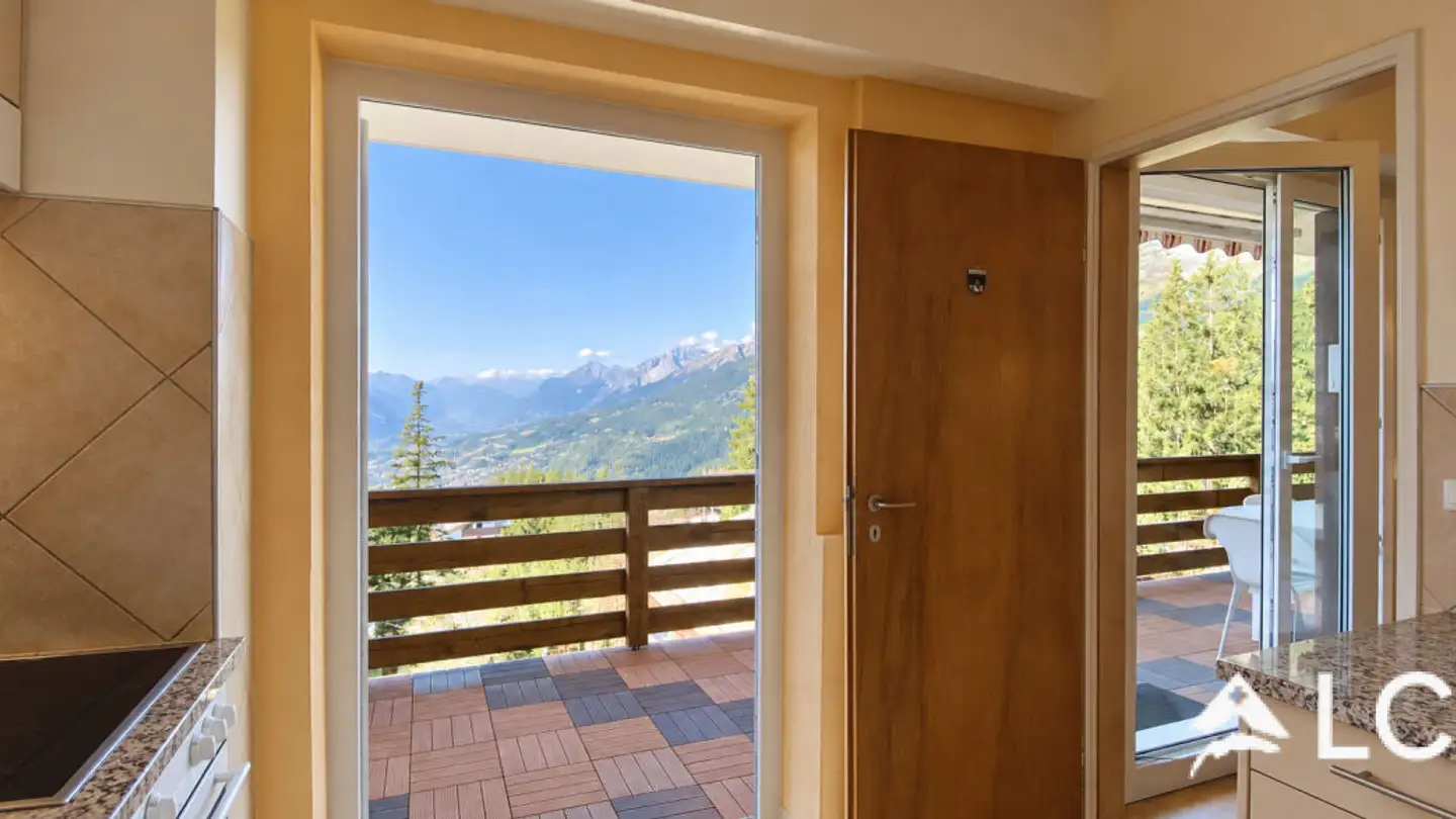 Apartment for rent - Rue Du Pas De L'ours, 3963 Crans-Montana - Photo 2