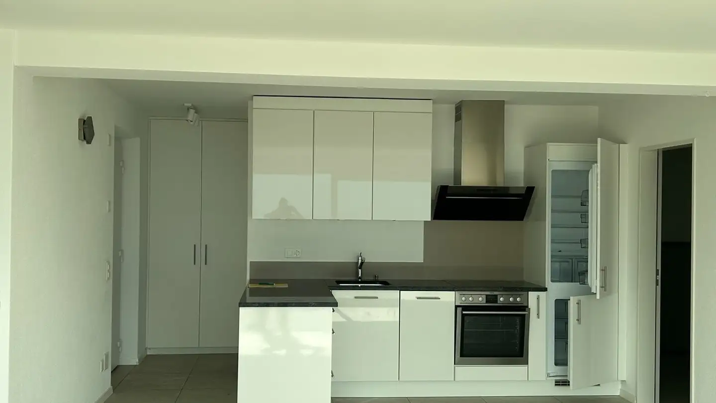 Apartment for rent - Via Al Tazzino 6, 6600 Locarno