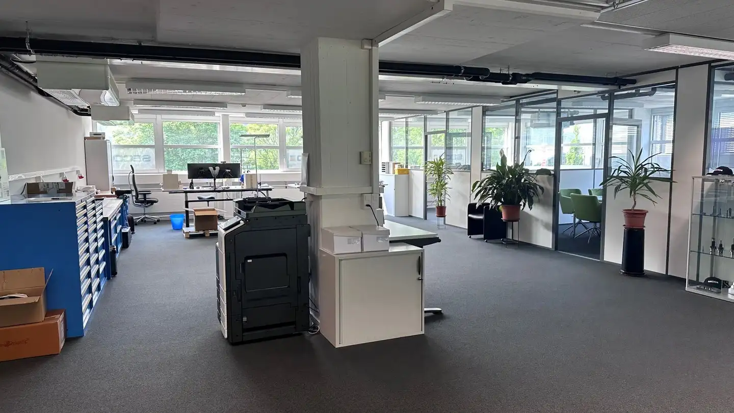 Bürofläche mieten - Rue De Zurich / Zürichstrasse 23, 2504 Biel/Bienne - Foto 2
