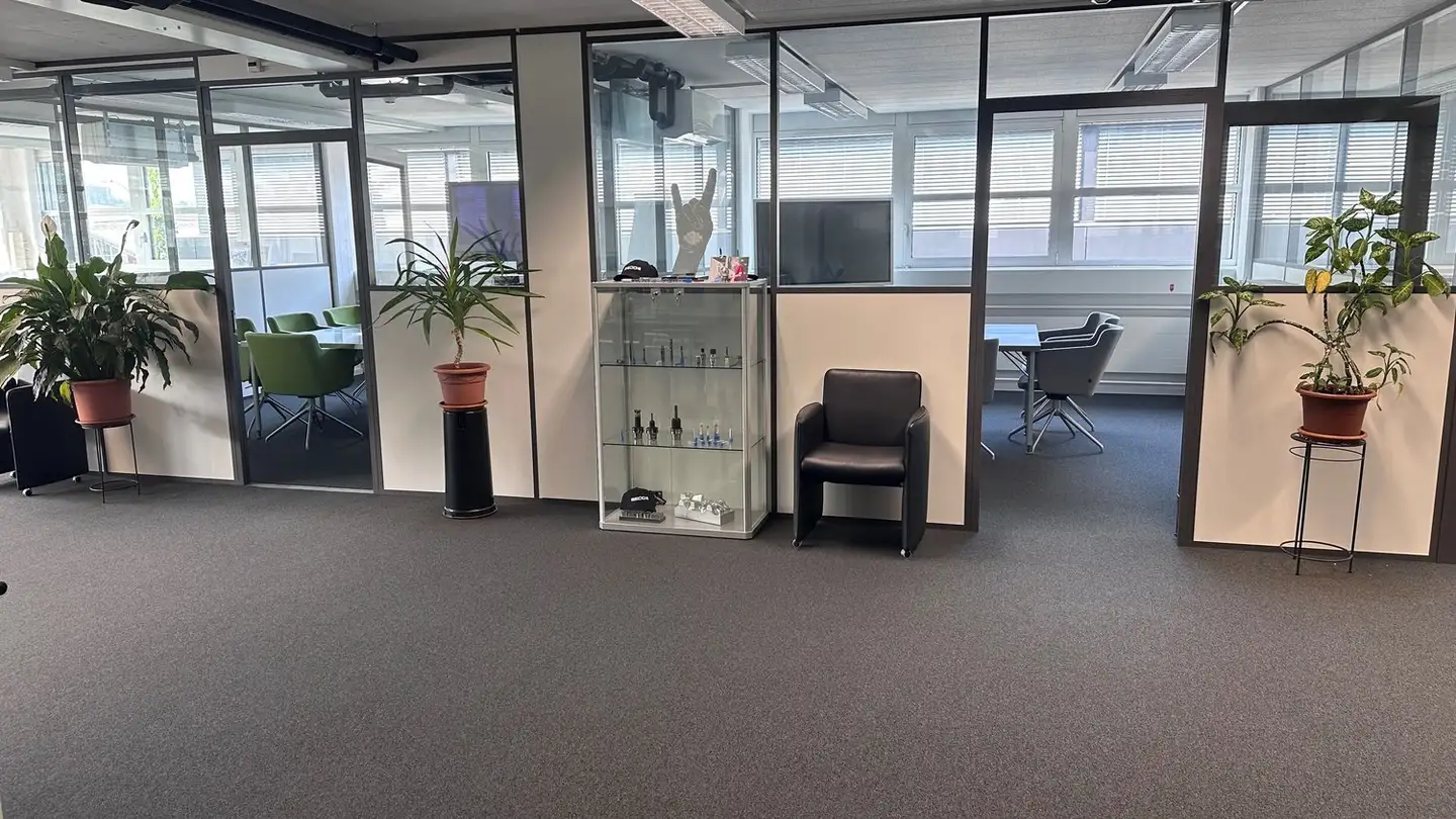 Bürofläche mieten - Rue De Zurich / Zürichstrasse 23, 2504 Biel/Bienne - Foto 3