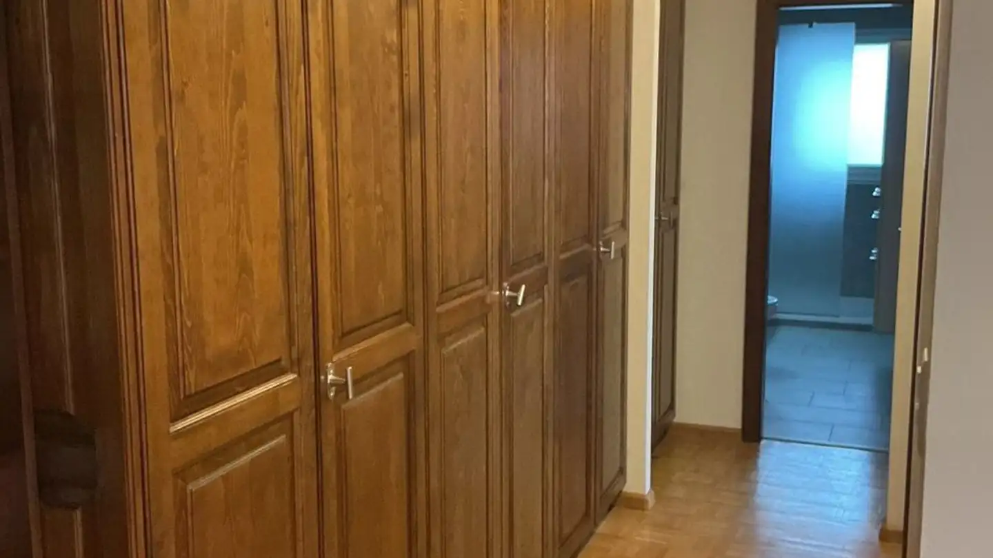 Wohnung mieten - 1976 Erde - Foto 4