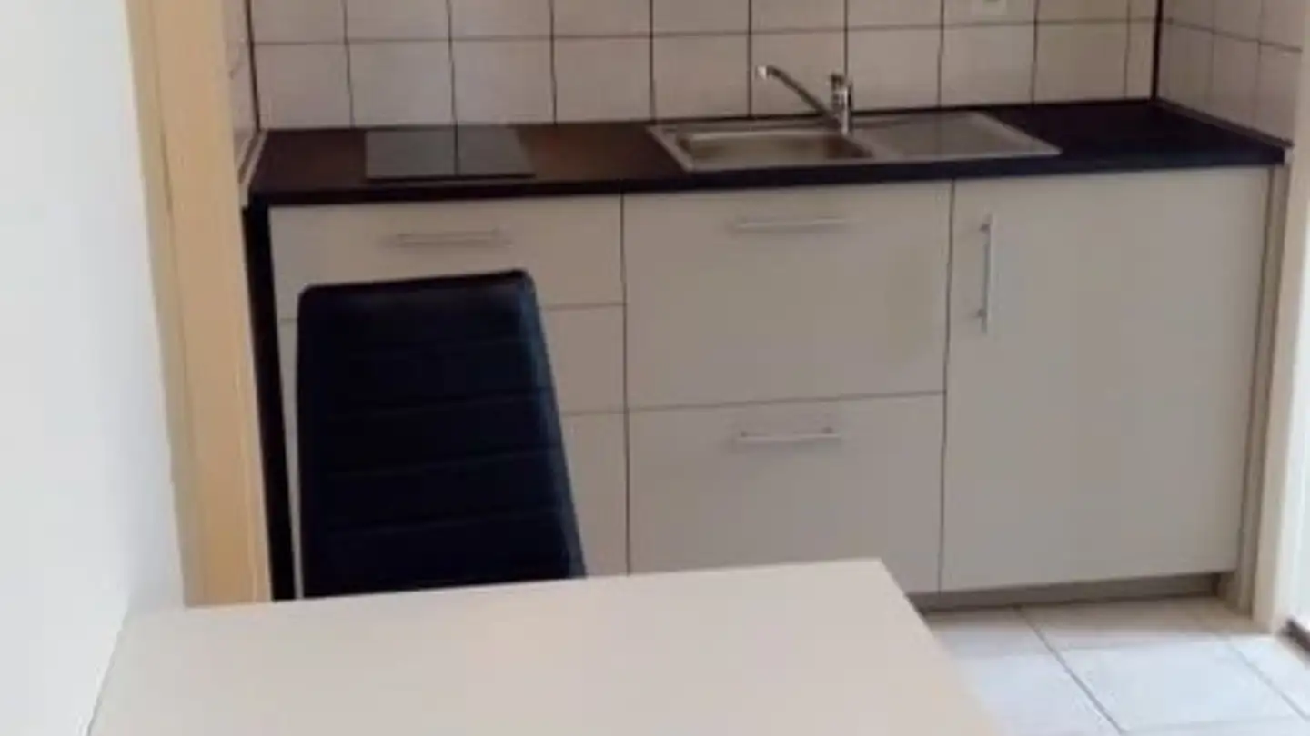 Appartamento ammobiliato in affitto - 2805 Soyhières - Photo 2