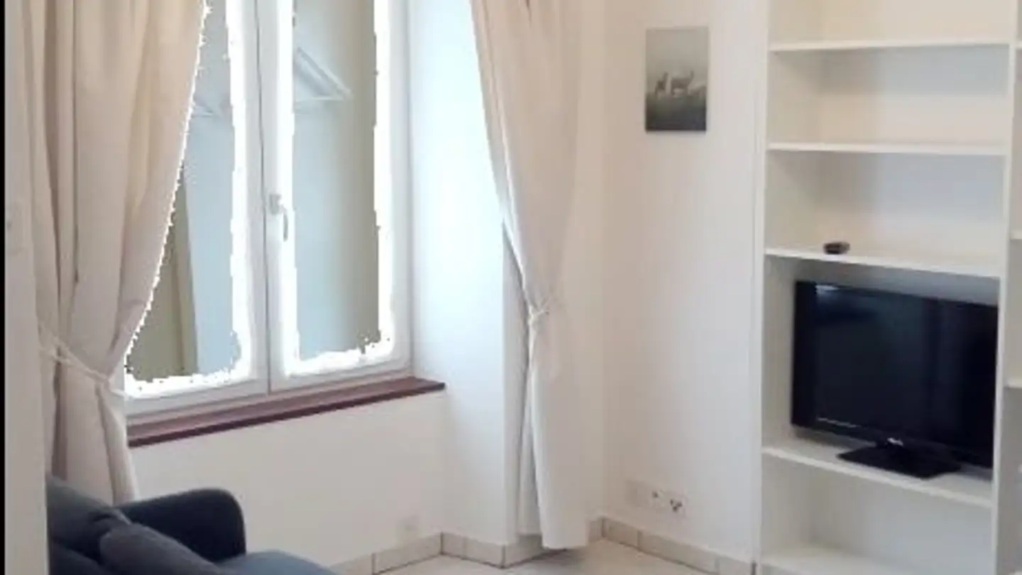 Appartamento ammobiliato in affitto - 2805 Soyhières - Photo 3