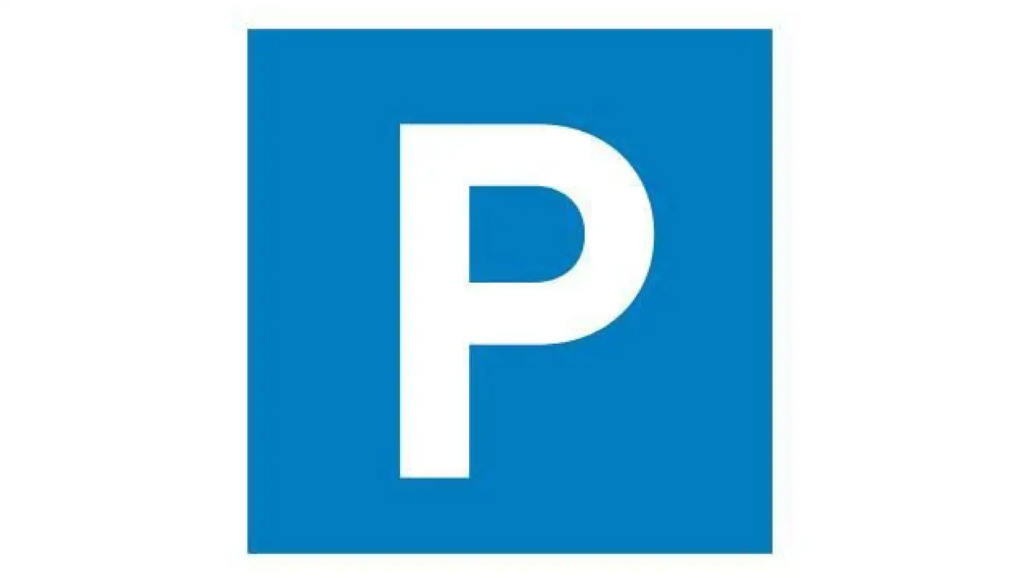 Place de parking extérieure à louer - Höhenstrasse Ost 59, 4600 Olten