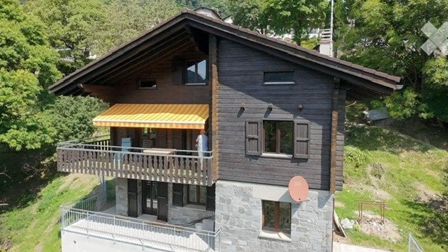 Appartement à louer - Insone, 6951 Insone