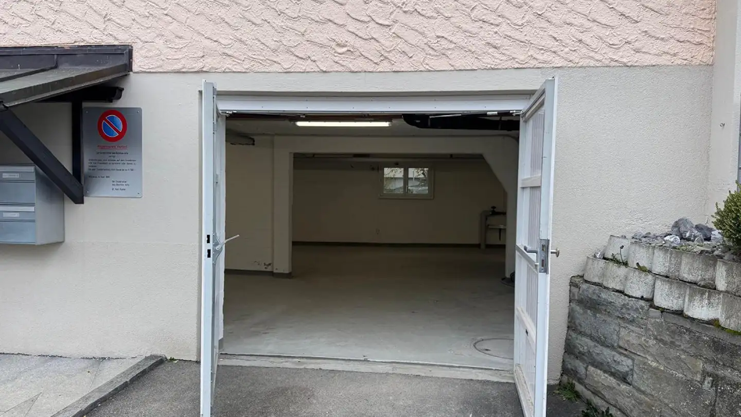 Garage singolo in affitto - Hüöbli 32, 8808 Pfäffikon SZ - Photo 4
