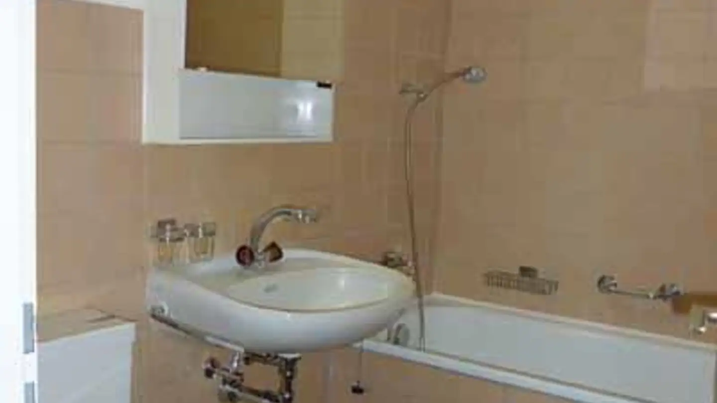 Wohnung mieten - Bahnhofstrasse 44, 5430 Wettingen - Foto 2