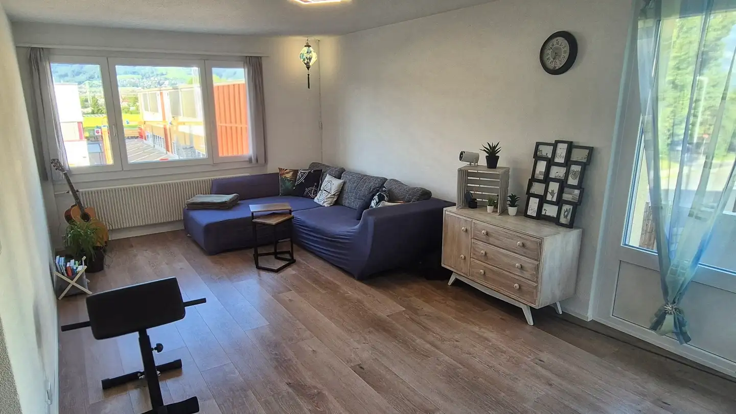 Appartement à louer - 3646 Einigen - Photo 2